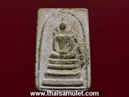 B.E.2509 Phra Somdej with lotus base holy powder amulet (SOM21)