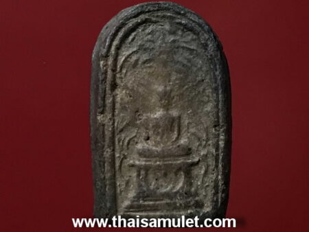 Protect amulet B.E.2300 Phra Soom Thao Wan Luey holy soil amulet (SOM29)