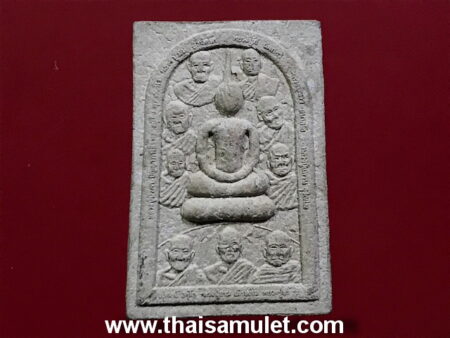 Wealth amulet Phra Somdej Kao Arahant holy powder amulet in beautiful condition (SOM31)