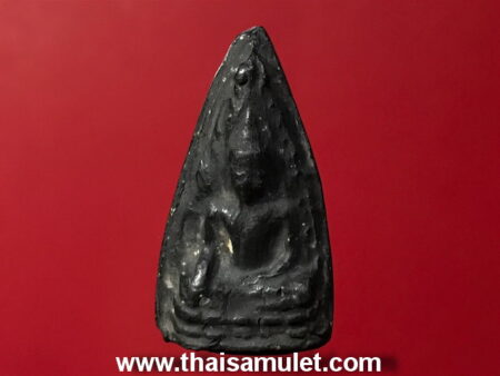 Wealth amulet B.E.2500 Phra Phutthachinnarat amulet by LP Ngoen (SOM35)