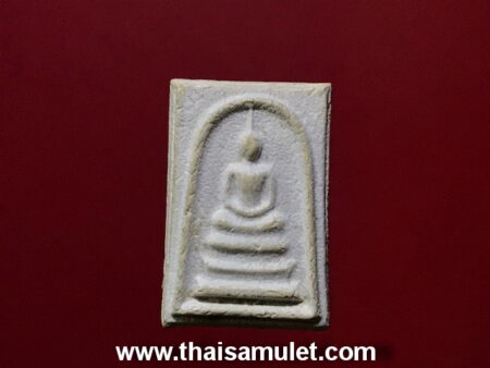 Wealth amulet B.E.2516 Phra Somdej holy powder amulet in small imprint by LP Waen (SOM38)