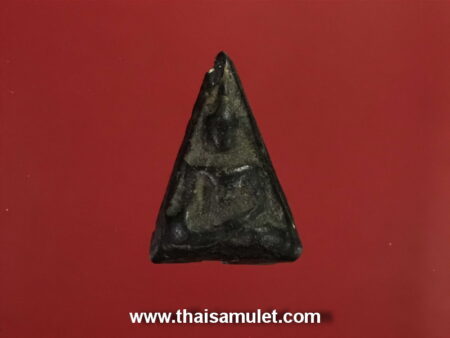 Rare amulet B.E.2484 Phra Nang Phaya Indochin holy soil amulet with Yant by LP Thoob (SOM46)