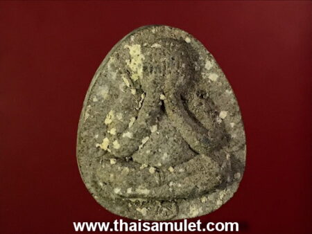 Wealth amulet B.E.2539 Phra Pidta Maha Lap holy powder amulet by LP Sang (PID16)