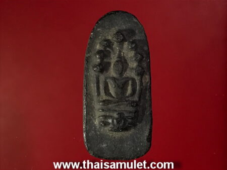 Wealth amulet B.E.2497 Phra Nak Prok Nang Tar holy powder amulet by AJ Chum (SOM47)