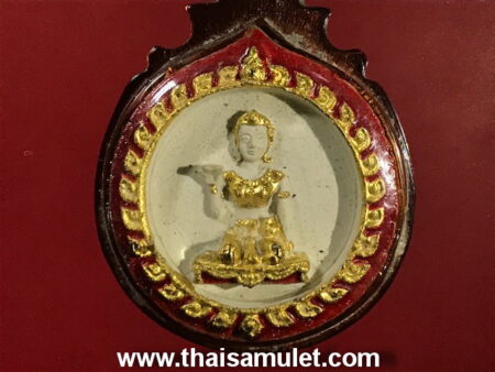 Wealth amulet B.E.2514 Nang Kwak holy powder amulet with color (GOD42)