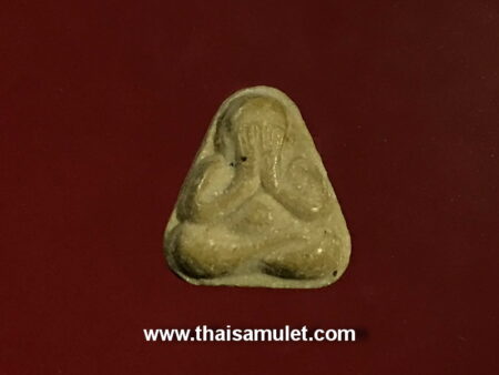 B.E.2517 Phra Pidta Maha Lap holy powder amulet in small imprint (PID24)