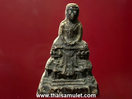B.E.2100 Phra Banthoon Sain Lon holy soil amulet in beautiful condition (SOM92)