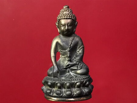 Phra Kring Karnlanak Nawaloha amulet in beautiful condition (PKR19)