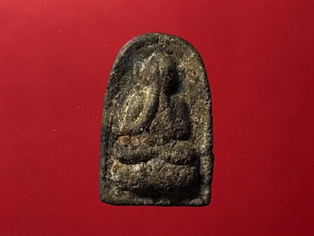 B.E.2516 Phra Pidta Hu Kratai holy powder amulet (PID51)