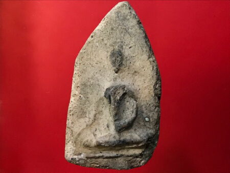 B.E.2100 Phra Phut Marnwichai holy soil amulet (SOM161)