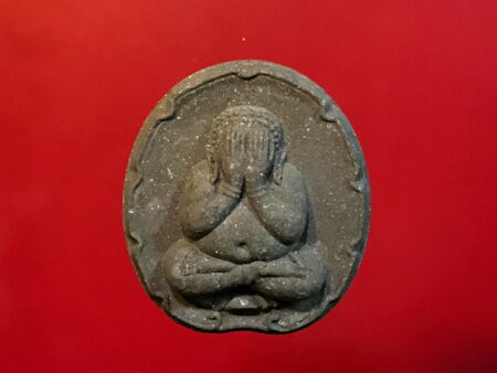 B.E.2552 Phra Pidta Maha Lap Phoot Ling Thong amulet (PID59)