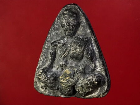 Wealth amulet B.E.2506 LP Jong holy powder amulet in big imprint (MON205)