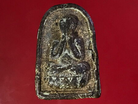 B.E.2516 Phra Pidta Hu Kratai holy powder amulet (PID72)