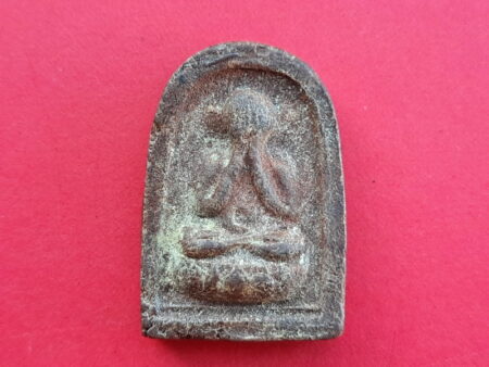 Rare amulet B.E.2516 Phra Pidta Hu Kratai holy powder amulet (PID78)