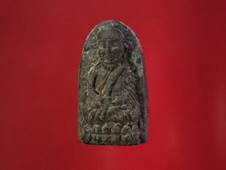 Protect amulet B.E.2544 LP Thuad holy powder amulet in Phra Rod imprint (MON268)