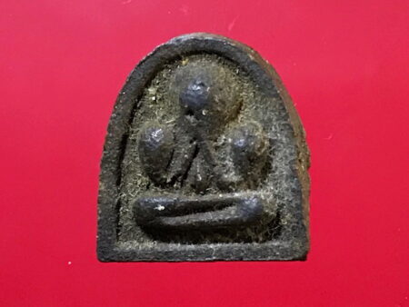 B.E.2507 Phra Pidta Nak Kram holy powder amulet in medium imprint (PID75)