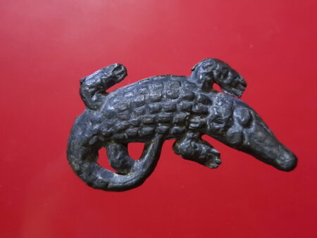 Protect amulet B.E.2516 crocodile lead amulet by LP Sanit (GOD139)