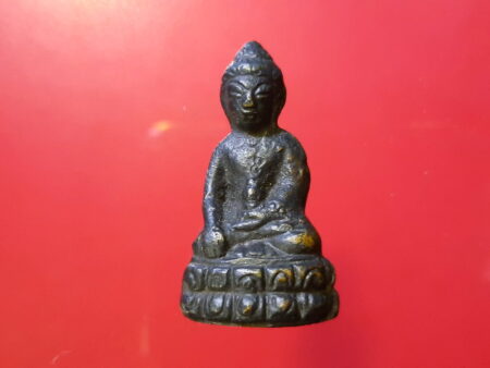 Rare amulet B.E.2484 Phra Kring Yai brass amulet in beautiful condition (PKR42)