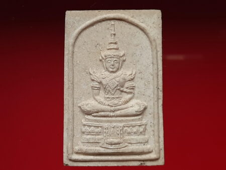 Wealth amulet B.E.2534 Phra Kaewmorakot holy powder amulet (SOM300)