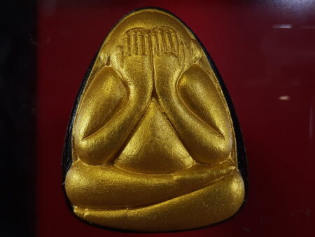B.E.2530 Phra Pidta holy powder amulet in jumbo size by Wat Khruewan (PID100)