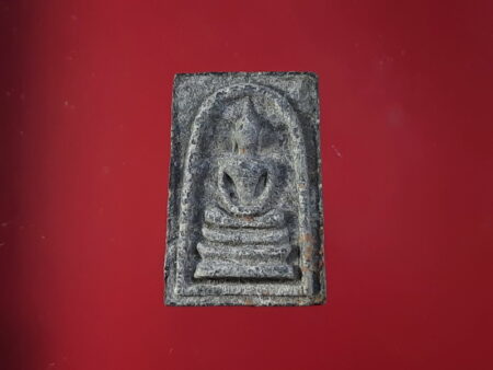 B.E.2515 Phra Somdej with Phra Sivali holy black powder in small imprint (SOM321)