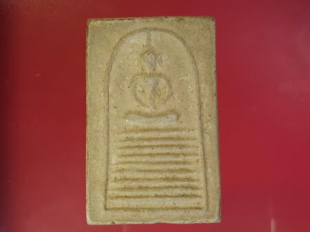 B.E.2506 Phra Somdej Kao Chan or nine level base holy powder by LP Thain (SOM339)