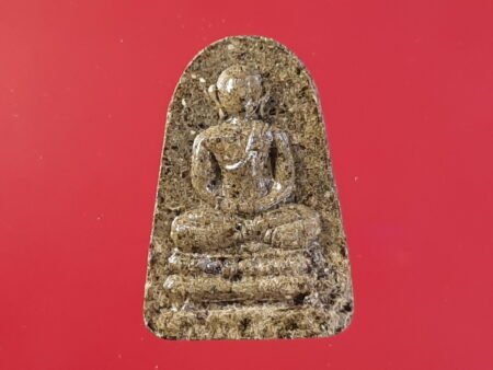 Protect amulet B.E.2533 Phra Phetleek holy powder amulet by LP Maha Wiboon (SOM372)