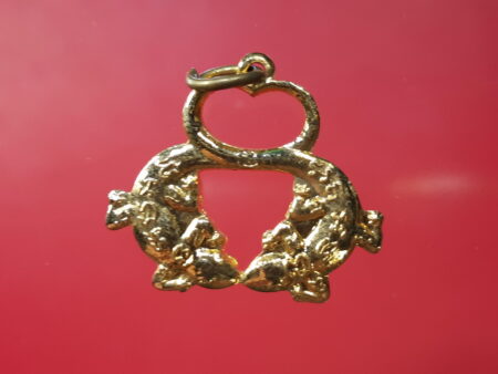 Charming amulet B.E.2558 Jing Jok Kiew or double lizard brass amulet by LP Phim (GOD208)