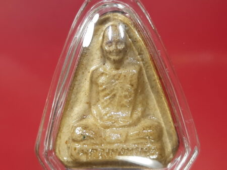 Rare amulet B.E.2516 LP Phrom holy powder amulet in beautiful condition (MON462)