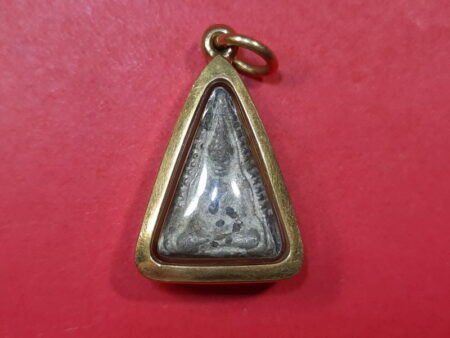 Rare amulet B.E.2000 Phra Pijit Khang Med lead amulet in beautiful with gold case (SOM417)