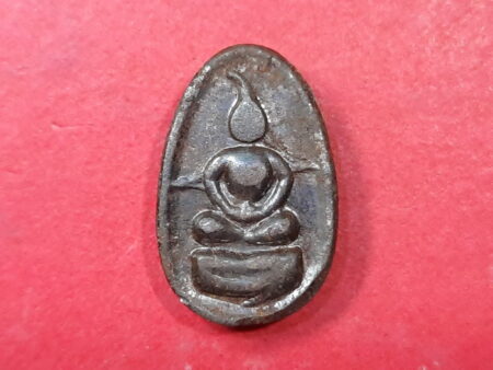 Protect amulet B.E.2547 Phra Pijit Med Khaow Mao Lek Namphee amulet (SOM438)