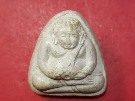 Wealth amulet B.E.2506 Phra Sangkhajai holy powder amulet in beautiful condition (MON518)