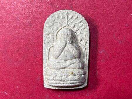 Wealth amulet B.E.2541 Phra Pidta Prok Pho holy powder amulet by LP Onsa (PID156)