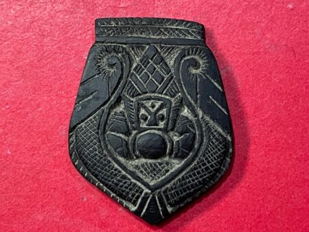 Rare amulet B.E.2535 Rahoo one eye coconut shell amulet by LP Phut (GOD242)