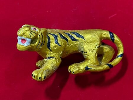 Protect amulet B.E.2553 Suea Arkom or magical tiger brass amulet by LP Lum (GOD251)