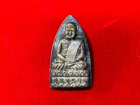 Rare amulet B.E.2536 LP Thuad silver amulet in iron shape by Wat Prasart (MON565)
