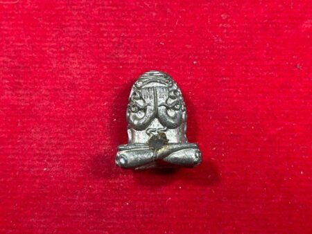 Protect Thai amulet B.E.2520 Phra Pidta Maha Ut lead amulet with magical herb by LP Nard (PID174)