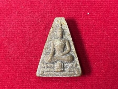 Wealth Thai amulet B.E.2530 Phra Nang Phaya holy powder amulet by LP Thoob (SOM524)