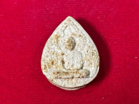 Rare Thai amulet B.E.2517 LP Kasem holy powder amulet with beautiful condition (MON630)
