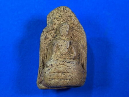 Rare amulet B.E.1300 Phra Khong baked clay amulet by Wat Phrakhongruesi (SOM529)