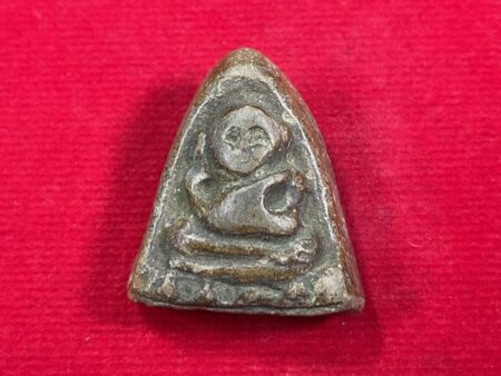 Rare amulet B. (MON640)E.2480 Phra Sangkhajai holy powder amulet with holy Yant by LP Klai (MON640)