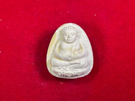 )Wealth Thai amulet B.E.2530 Phra Sangkhajai holy powder amulet by LP Kasem (MON637)