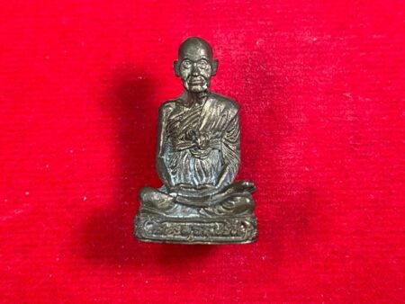 Wealth amulet B.E.2536 Somdej Toh Nawaloha amulet with beautiful condition by LP Kasem (SOM642)
