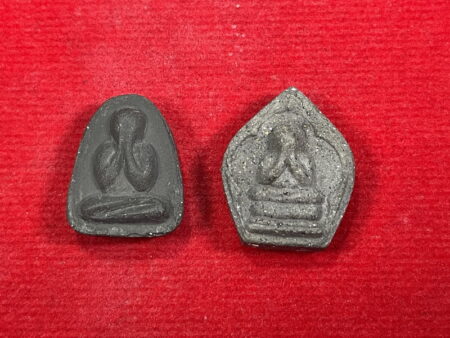 Rare amulet B.E.2526 set of Phra Pidta holy powder amulets by LP See (PID189)