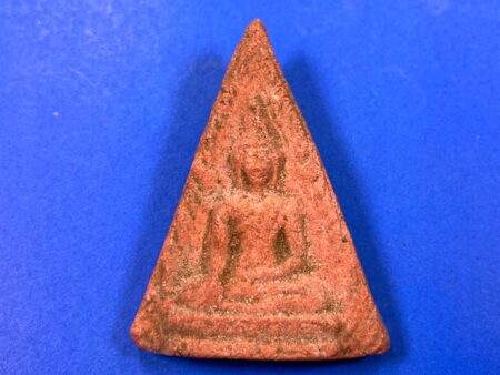 Wealth amulet B.E.2512 Phra Phutthachinnarat holy powder amulet in big imprint by LP Maha Wiboon (SOM548)
