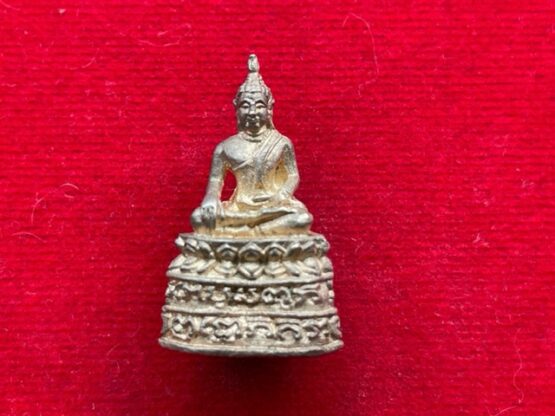 Wealth amulet B.E.2537 Phra Kring LP Khiew silver amulet by Wat Haukhoo ...