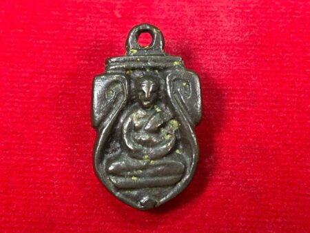 Protect amulet B.E.2539 LP Plai bronze amulet with beautiful condition (MON675)