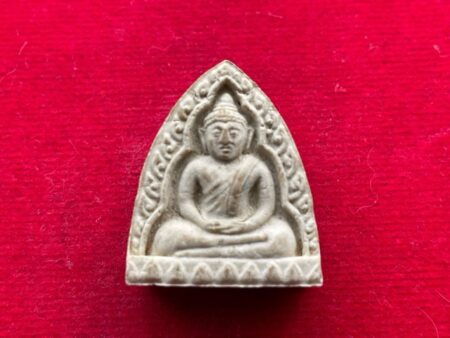 Wealth amulet B.E.2521 LP Toh holy powder amulet in white color by LP Mon (SOM554)