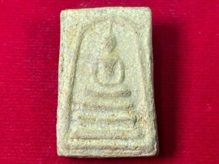 Wealth amulet B.E.2520 Phra Somdej holy powder amulet with holy Yant by LP Lumphu (SOM550)