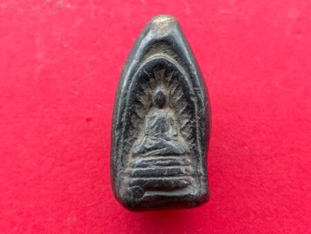 Rare amulet B.E.2495 Phra Kring Khlong Takhain holy soil amulet by LP Pleon (SOM575)